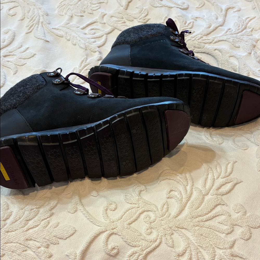 Cole Haan waterproof short boots. - Picture 6 of 6